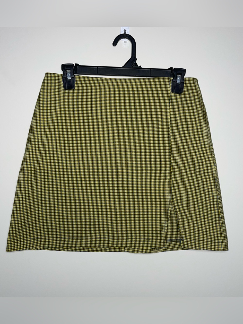 Urban Outfitters M Yellow Blue Plaid Front Slit Back Zip Mini Skirt Pockets